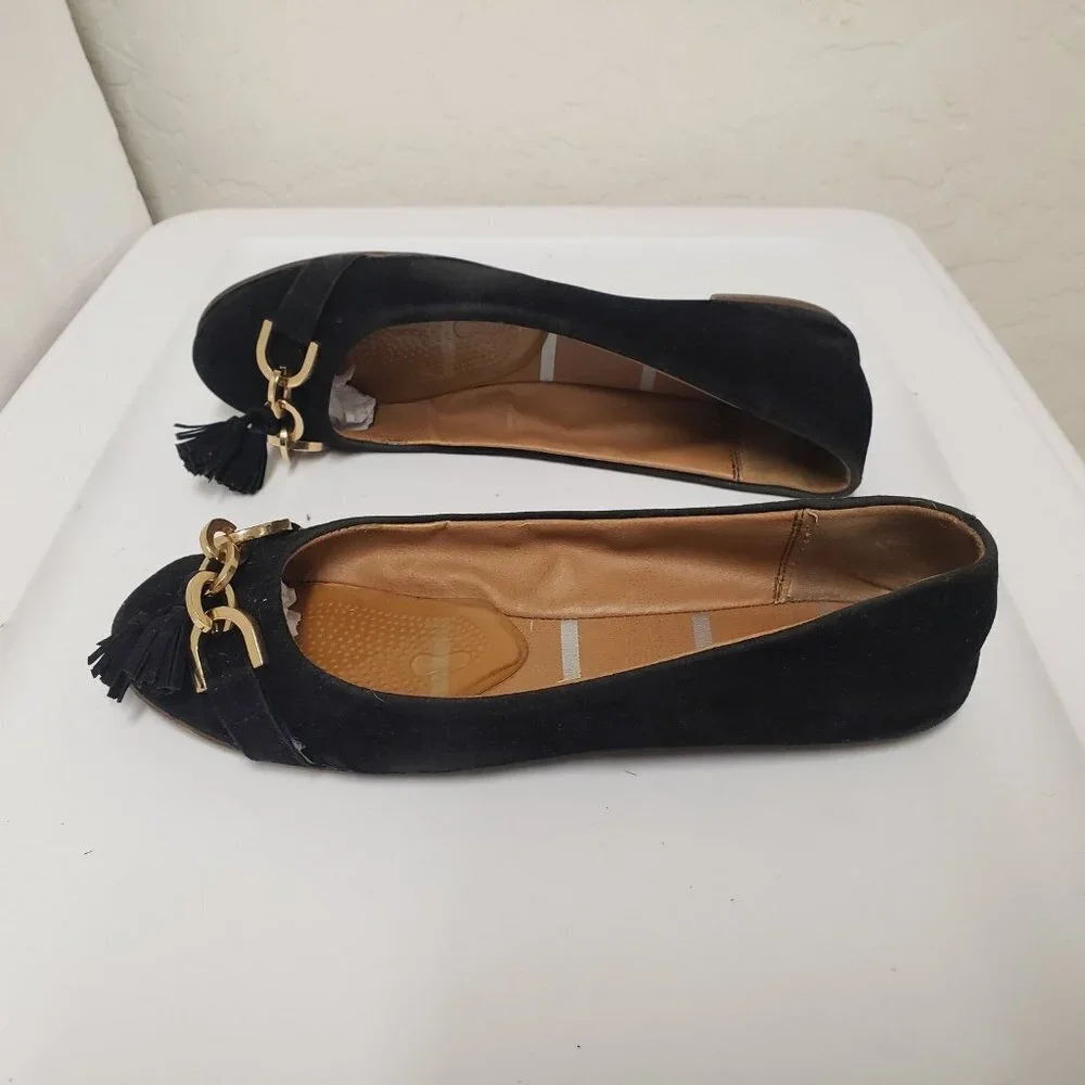 ELLE Belle Black Faux Suede sz 7 Women's Buckle Tassel Accent Ballet Flat